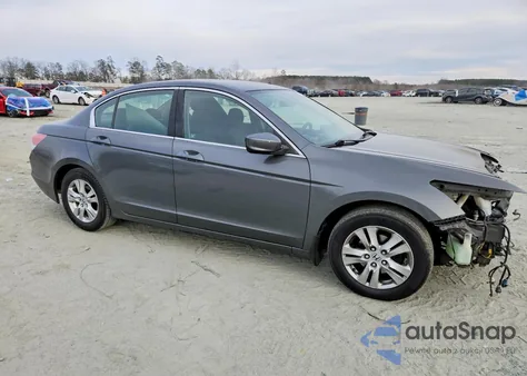 2008 Honda Accord Lxp z USA, uszkodzony, nr VIN JHMCP26488C008452